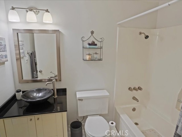 24721 Airville Avenue, Newhall CA: https://media.crmls.org/medias/2bda8fa0-c64c-4a7f-a9ce-3c427fc83599.jpg