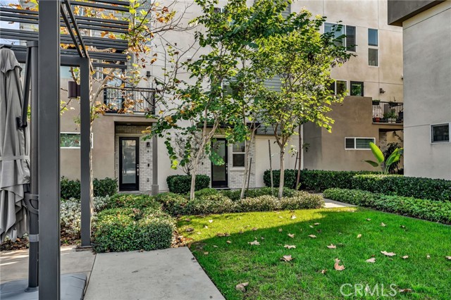 Detail Gallery Image 2 of 24 For 318 Bridgewater #5,  Gardena,  CA 90247 - 3 Beds | 3 Baths