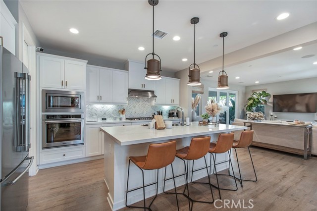 2bdb5a9d Fac1 442d Aa56 07e18c3bb564