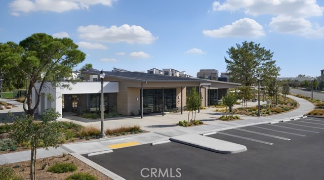 Detail Gallery Image 8 of 11 For 201 Briar Moon, Irvine,  CA 92618 - 4 Beds | 4/1 Baths