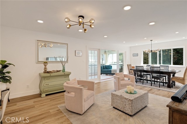 Image 5 of 64 For 5700 Ravenspur Drive  307
