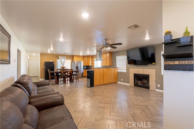 Detail Gallery Image 28 of 31 For 37551 E 29th St, Palmdale,  CA 93550 - 3 Beds | 2 Baths