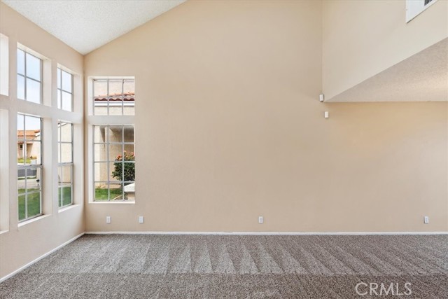 Detail Gallery Image 8 of 37 For 16760 Secretariat Dr, Moreno Valley,  CA 92551 - 4 Beds | 2/1 Baths