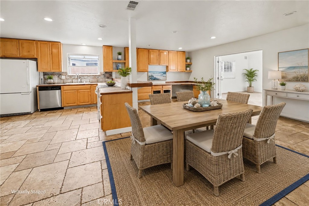4758 Mount Saint Helens Way - photo 6
