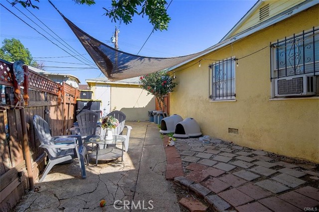 1263 Dorner Drive, Monterey Park CA: https://media.crmls.org/medias/2bde0e44-5a15-4fa1-84c0-0ff2dabfd096.jpg