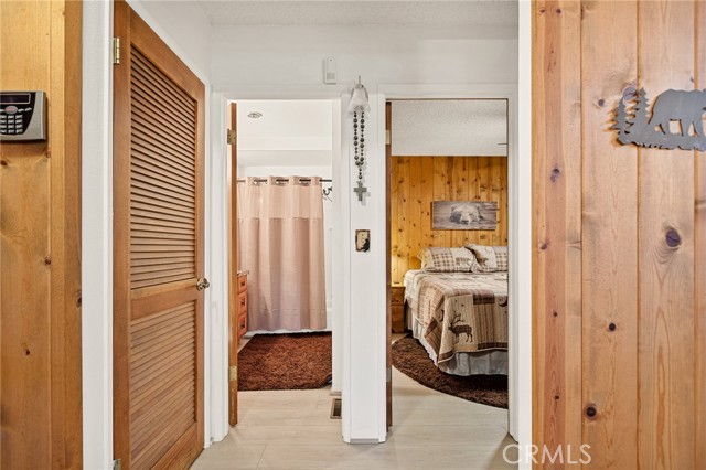 824 Oakmont Lane, Lake Arrowhead, CA 92352