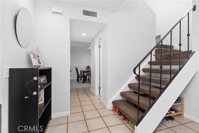 Detail Gallery Image 5 of 24 For 449 N via Napoli, Anaheim,  CA 92806 - 3 Beds | 1/1 Baths