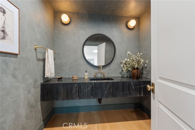 Detail Gallery Image 31 of 62 For 3250 Coldwater Canyon Ave, Studio City,  CA 91604 - 4 Beds | 4 Baths