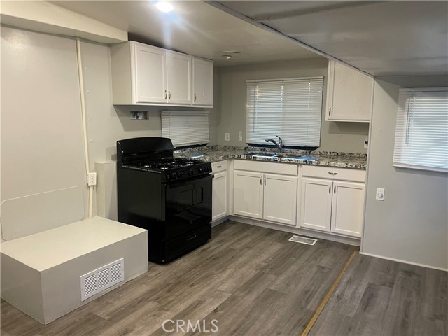 Detail Gallery Image 4 of 20 For 906 Acorn Dr, San Jacinto,  CA 92583 - 1 Beds | 1 Baths