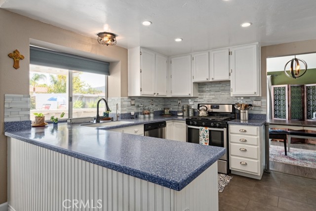 Detail Gallery Image 10 of 26 For 22833 Kuka Cir, Wildomar,  CA 92595 - 4 Beds | 2/1 Baths