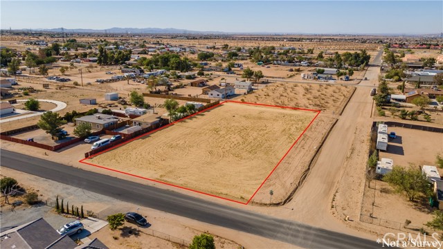 14280 Dos Palmas, Victorville CA: https://media.crmls.org/medias/2be11dcf-2f4f-48c6-a7a9-48a579d5e41a.jpg