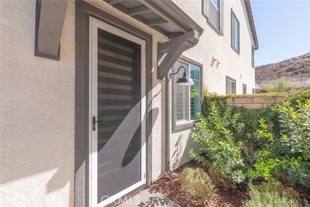 Detail Gallery Image 8 of 56 For 26219 Silver Birch, Menifee,  CA 92584 - 6 Beds | 4/1 Baths