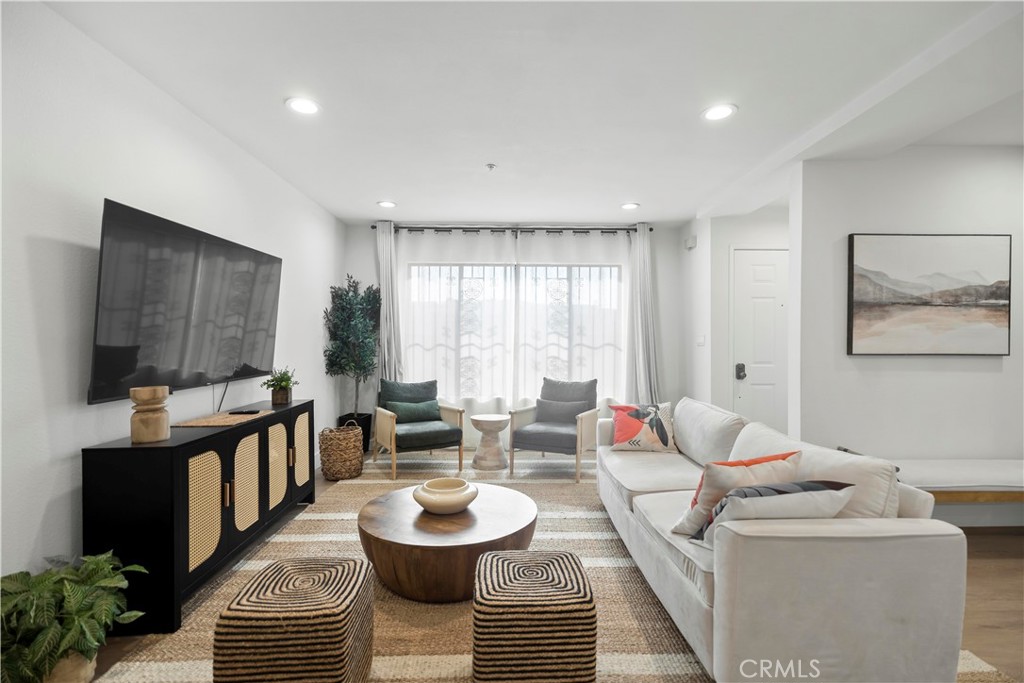 303 N Lincoln Avenue #D