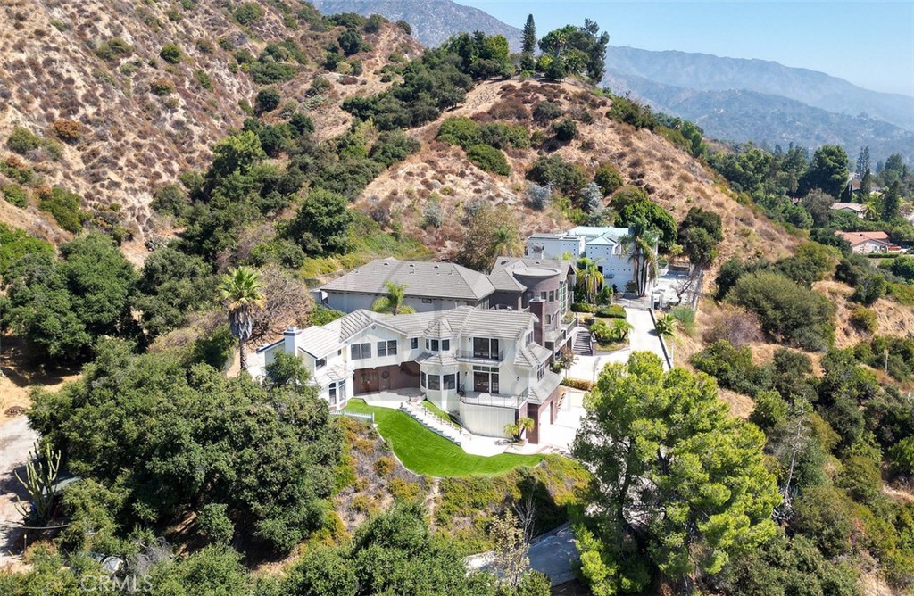 1935 Stonehouse Road Sierra Madre img 2