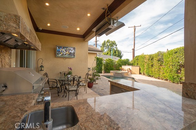 2813 Fisk Lane, Redondo Beach, California 90278, 3 Bedrooms Bedrooms, ,3 BathroomsBathrooms,Residential,Sold,Fisk,PV18267534