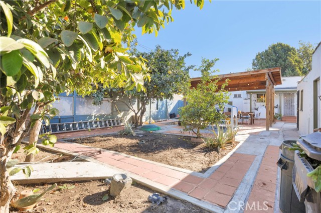 Detail Gallery Image 38 of 54 For 225 E 56th St, Long Beach,  CA 90805 - 3 Beds | 2 Baths