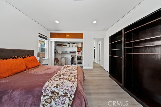 Detail Gallery Image 10 of 22 For 3549 S Cochran Ave, Los Angeles,  CA 90016 - 3 Beds | 2 Baths