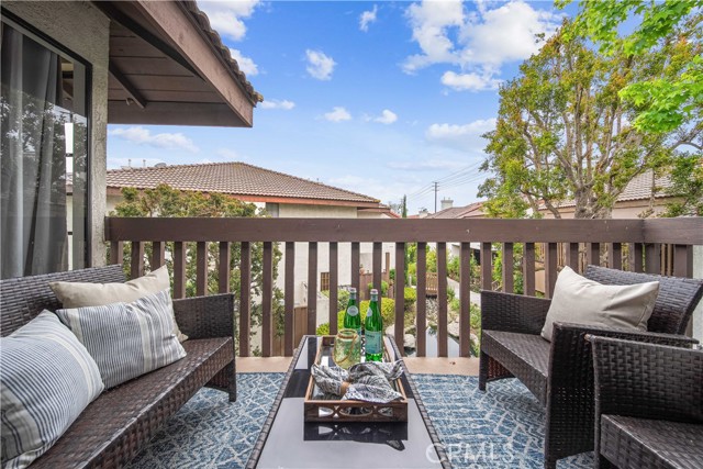 Detail Gallery Image 9 of 27 For 13101 Sunnybrook Circle #204,  Garden Grove,  CA 92844 - 2 Beds | 2 Baths