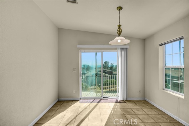 Detail Gallery Image 15 of 29 For 2424 Sunset Ridge Dr., Rosamond,  CA 93560 - 3 Beds | 2 Baths