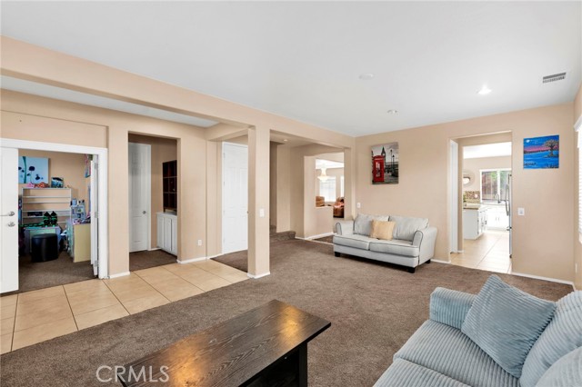 Detail Gallery Image 44 of 74 For 12655 Verano, Victorville,  CA 92392 - 5 Beds | 4/1 Baths