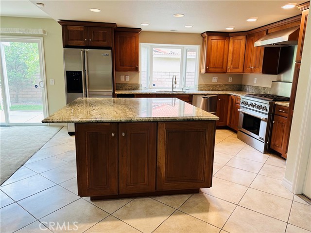 26051 Lawton Avenue, Loma Linda CA: https://media.crmls.org/medias/2be632f8-a905-4239-bf32-efa4ce5878df.jpg
