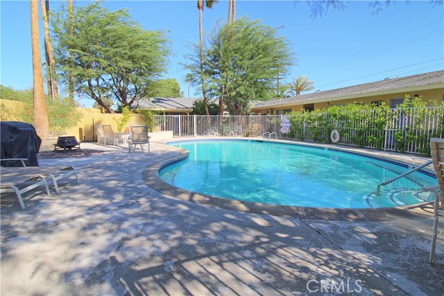 Front Image Thumbnail for CRIG26055644