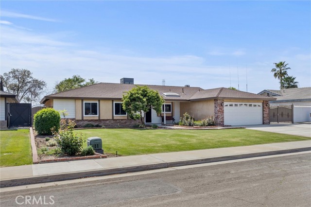 Detail Gallery Image 12 of 73 For 10219 Planebrook, Bakersfield,  CA 93312 - 3 Beds | 2 Baths