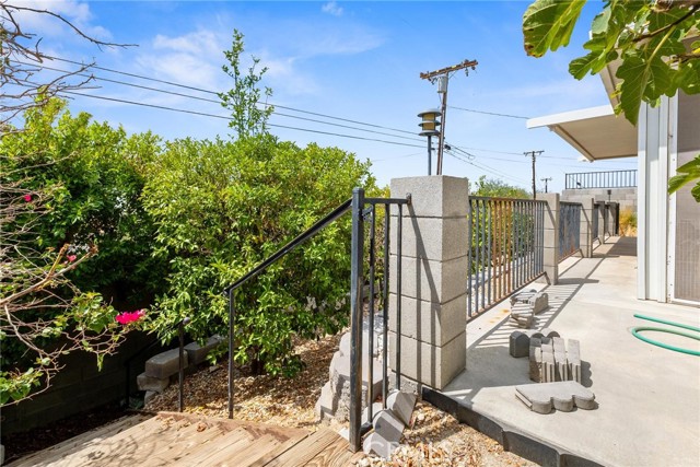68269 Calle Calmoso, Desert Hot Springs CA: https://media.crmls.org/medias/2be77426-a287-44b2-9f3e-58f2216b4ab7.jpg