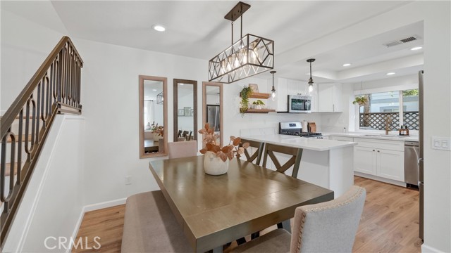 Detail Gallery Image 8 of 39 For 1761 Forum Way #D,  Corona,  CA 92881 - 3 Beds | 2/1 Baths