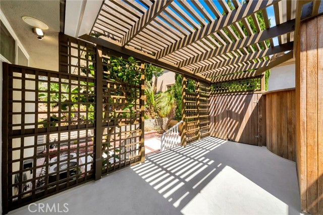 3116 Breakers Drive, Corona del Mar CA: https://media.crmls.org/medias/2be88844-c7f5-4cf5-992b-d3d28b07bb95.jpg