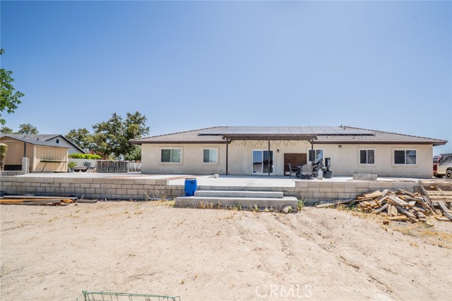 13546 Rincon Road, Apple Valley CA: https://media.crmls.org/medias/2be8e18f-5467-46a5-b257-bcc2075cfbfd.jpg
