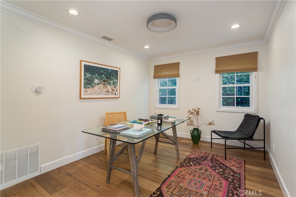 2be93a31 E5fe 4b51 8e80 5c508f2ac1d3