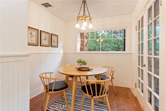 Detail Gallery Image 37 of 74 For 354 N Canon Ave, Sierra Madre,  CA 91024 - 4 Beds | 3/1 Baths