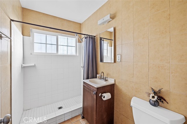 Detail Gallery Image 14 of 16 For 330 W Laurel St #C,  Compton,  CA 90220 - 1 Beds | 1 Baths