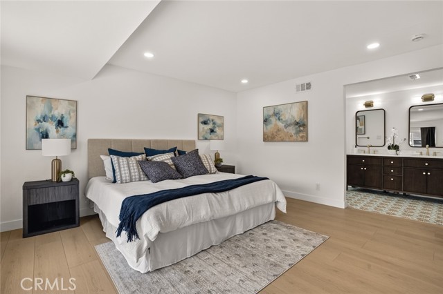 1717 Saint James Place, Placentia CA: https://media.crmls.org/medias/2bea8f93-6012-4967-a385-ce070bd3e6ac.jpg
