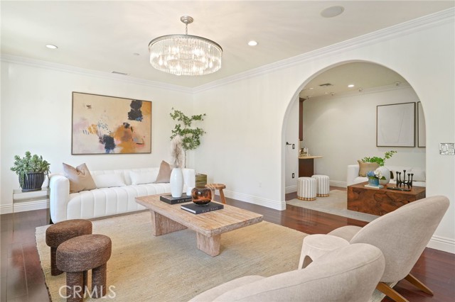Detail Gallery Image 10 of 64 For 3115 Ellington, Los Angeles,  CA 90068 - 4 Beds | 4 Baths