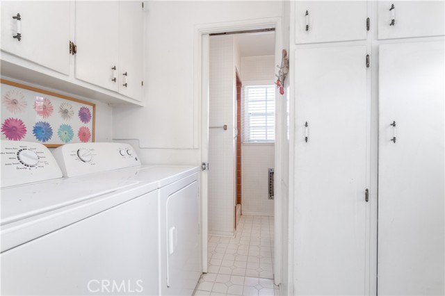 Detail Gallery Image 10 of 31 For 19218 Schoolcraft, Reseda,  CA 91335 - 3 Beds | 2 Baths