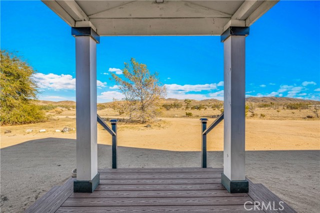 Detail Gallery Image 4 of 74 For 628 Landers Ln, Yucca Valley,  CA 92284 - 4 Beds | 2 Baths