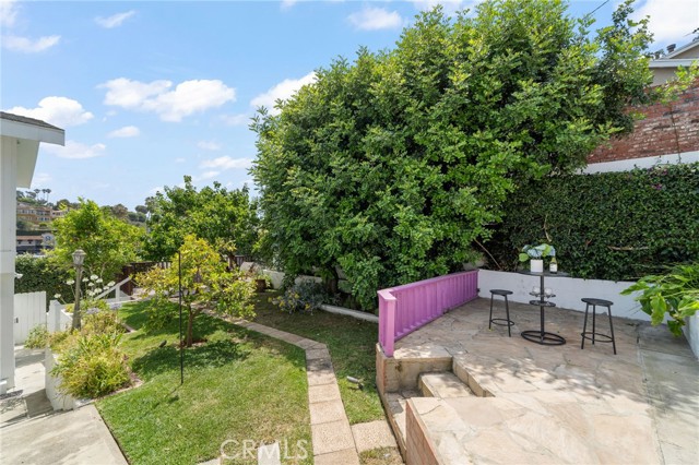 400 Campdell Street, Playa del Rey CA: https://media.crmls.org/medias/2bed6aa9-84b3-479d-a965-6f83bcfdda8c.jpg