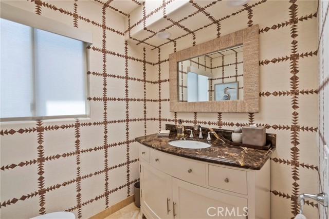 720 Manhattan Beach, Manhattan Beach, California 90266, 2 Bedrooms Bedrooms, ,2 BathroomsBathrooms,Residential,For Sale,Manhattan Beach,SB26077067