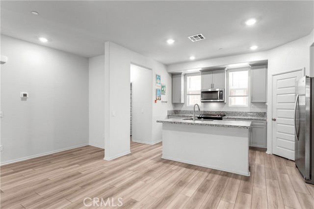 40727 Melrose Drive, Temecula CA: https://media.crmls.org/medias/2beebcbf-9121-44a1-a029-cad0962773ac.jpg