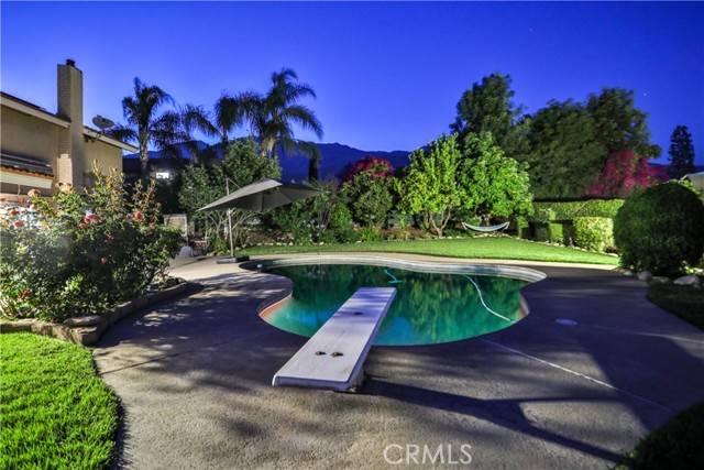 6073 Cameo Street, Rancho Cucamonga CA: https://media.crmls.org/medias/2beec7fd-0f35-45c6-8be8-c671050cc03f.jpg
