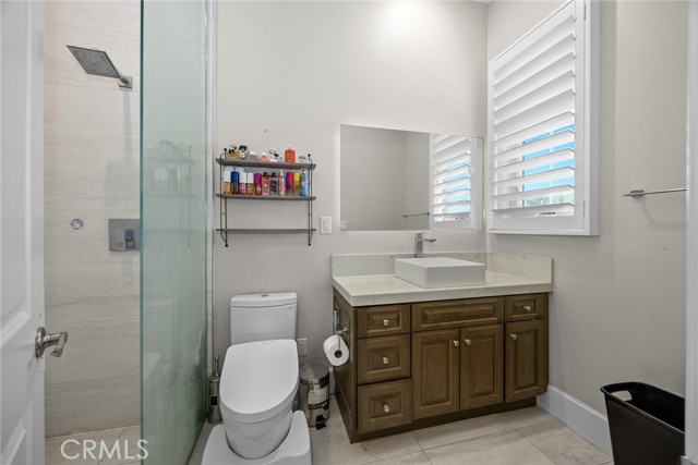 Detail Gallery Image 37 of 62 For 107 Clear Falls, Irvine,  CA 92602 - 5 Beds | 5/1 Baths
