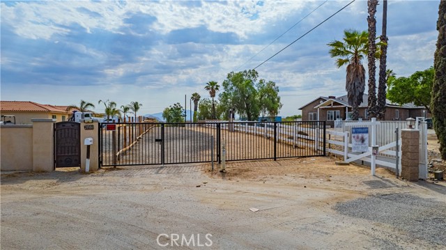 Detail Gallery Image 21 of 75 For 21981 Palm Ln, Perris,  CA 92570 - 8 Beds | 5 Baths