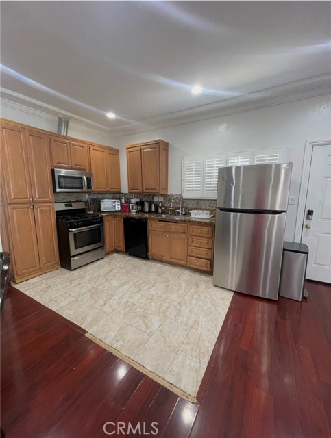 Front Image Thumbnail for CRPW26068365