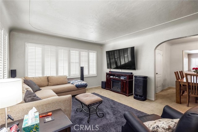 Detail Gallery Image 6 of 30 For 1431 Clark Rd, Modesto,  CA 95358 - 3 Beds | 2 Baths