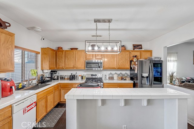 Detail Gallery Image 9 of 33 For 14657 Polo, Victorville,  CA 92394 - 4 Beds | 2 Baths