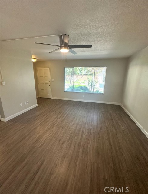 Detail Gallery Image 7 of 28 For 5090 N Roosevelt #11,  Fresno,  CA 93704 - 2 Beds | 2 Baths