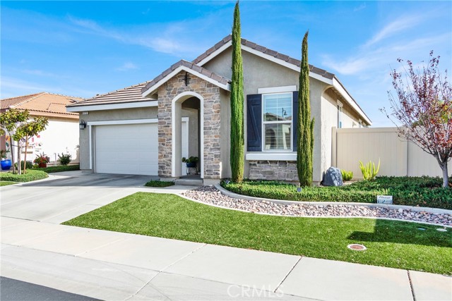 Detail Gallery Image 2 of 38 For 372 Linnea Fields, Beaumont,  CA 92223 - 3 Beds | 2 Baths
