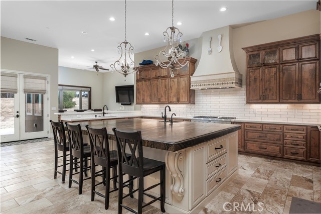 1950 Lemon Ranch Road, Arroyo Grande CA: https://media.crmls.org/medias/2bf41556-f2df-4176-b3b8-ee9fb44126c6.jpg